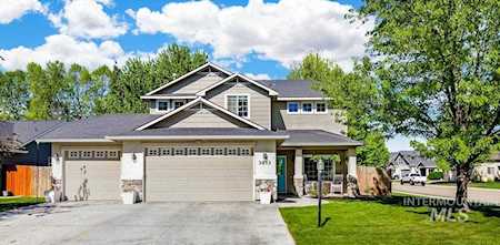 3933 N Rhodes Avenue Meridian, ID 83646