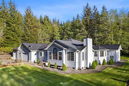 371 E Chelsey Ln Belfair, WA 98528