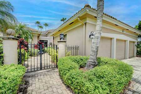 2289 NW 60th Road Boca Raton, FL 33496
