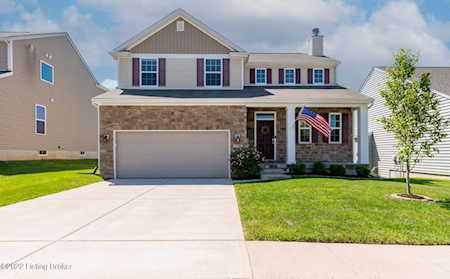 17105 Green Crest Ln Louisville, KY 40245