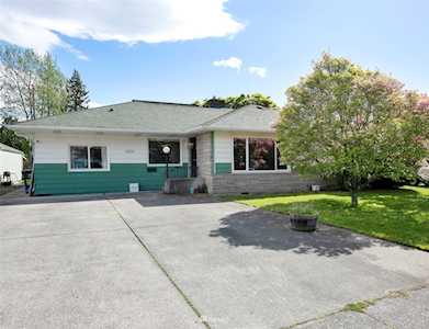 3004 Plymouth Dr Bellingham, WA 98225