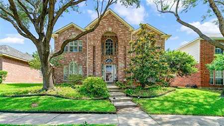 848 Summit Pointe Lewisville, TX 75077