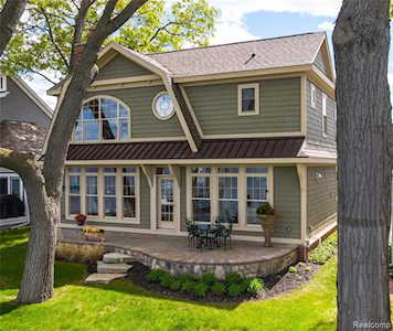 13151 Lake Shore Dr Fenton Twp, MI 48430