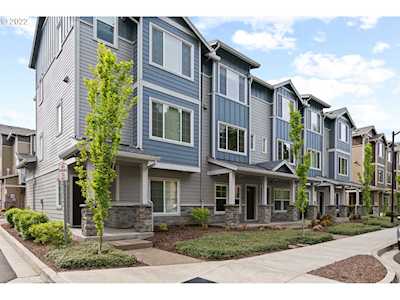 127 NE 79th Ave Hillsboro, OR 97006