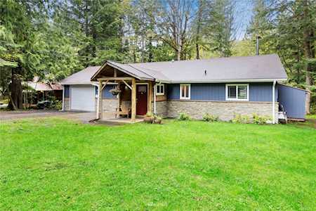 58719 Lumpy Ln E Greenwater, WA 98022