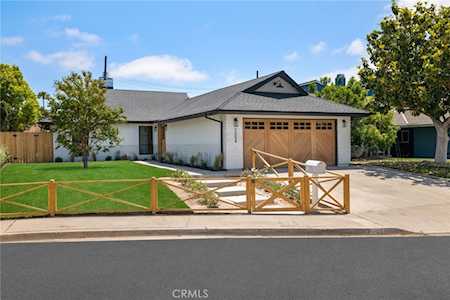 2054 Aliso Ave Costa Mesa, CA 92627