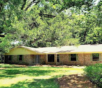 2303 Bourgogne Dr Tallahassee, FL 32308