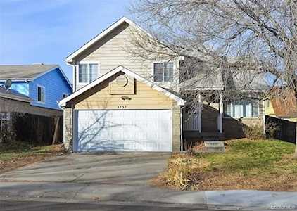 1737 Granby Ct Aurora, CO 80011