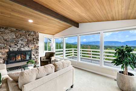 8320 Woods Lake Rd Monroe, WA 98272