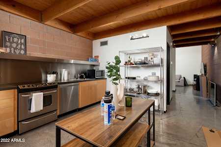 930 N 9th St #4 Phoenix, AZ 85006