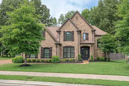 830 Nine Oaks Ln Collierville, TN 38017