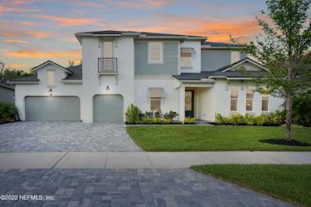 126 Broadleaf Ln St Johns, FL 32259
