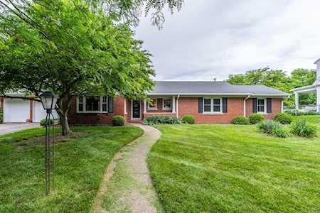 1185 Lakewood Dr Lexington, KY 40502