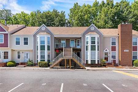 425 Lester Rd #4 Newport News, VA 23601