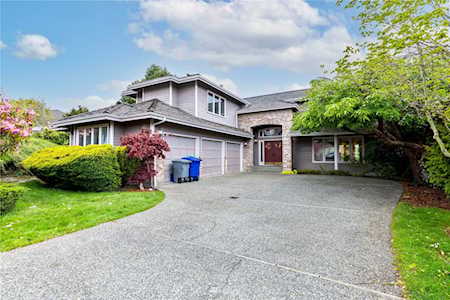 15512 SE 55th Place Bellevue, WA 98006