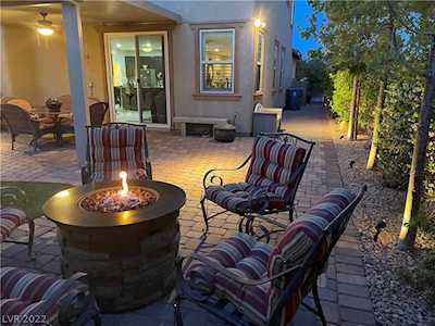 7897 Bitterroot Peak Dr Las Vegas, NV 89113