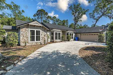 2290 Osceola Forest Ct St Johns, FL 32259