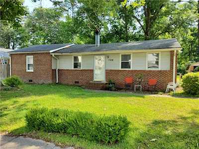 244 Gimbert Dr Virginia Beach, VA 23452