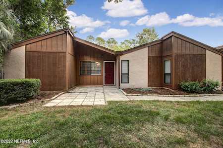 10711 Whispering Woods Pl Jacksonville, FL 32246