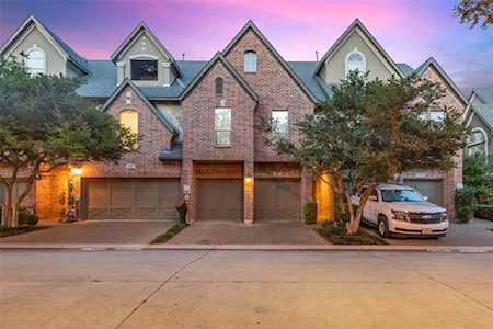 14863 Towne Lake Circle Addison, TX 75001
