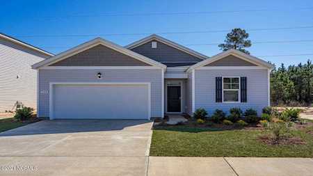 207 Sunshine Drive Holly Ridge, NC 28445