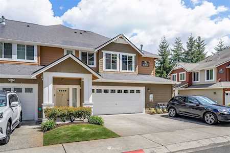 5563 Lakemont Blvd SE #1306 Bellevue, WA 98006