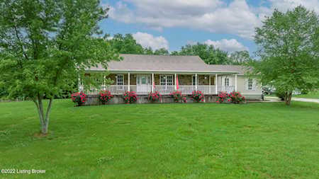 442 Clarks Ln Shepherdsville, KY 40165