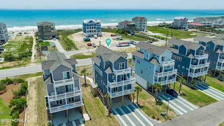 118 Scotch Bonnet Drive North Topsail Beach, NC 28460