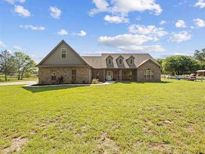 1623 County Road 807 Cleburne, TX 76031