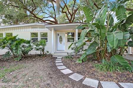 702 Fernworth Dr Jacksonville, FL 32211