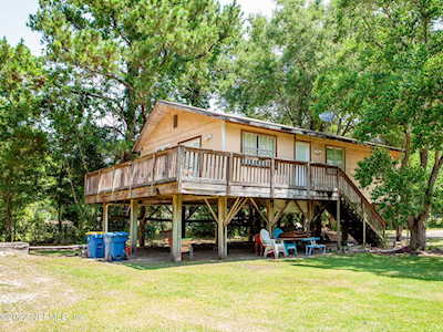 11748 Simmons RD Jacksonville, FL 32218