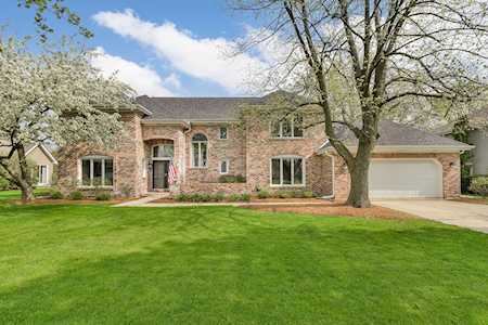 403 Brighton Dr Wheaton, IL 60189