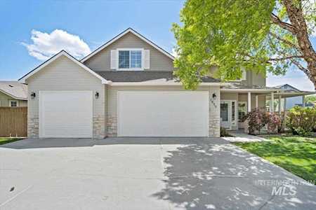 1935 W Parkstone St Meridian, ID 83646