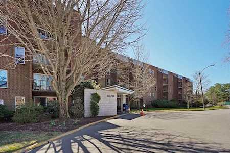 50 Broadlawn Park #121 Boston, MA 02467