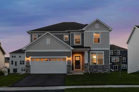 5034 Sandpebble Lane Woodbury, MN 55129