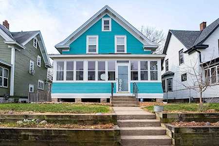 872 Iglehart Avenue Saint Paul, MN 55104