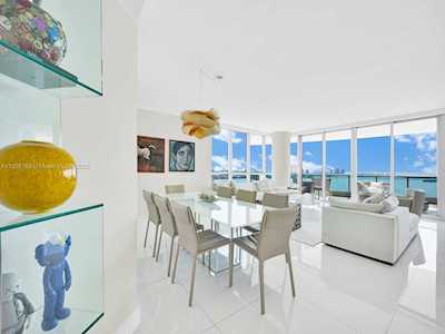 1331 Brickell Bay Dr #3001 Miami, FL 33131