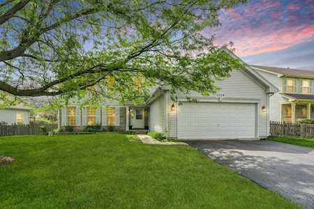 2558 Imperial Valley Trl Aurora, IL 60503