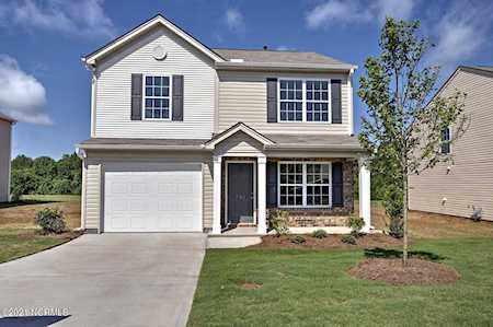 104 Mansfield Drive New Bern, NC 28562