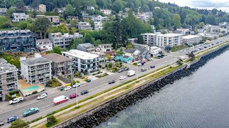 2108 Alki Ave SW #107 Seattle, WA 98116