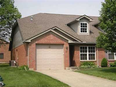 25 Robinwood Court Englewood, OH 45322