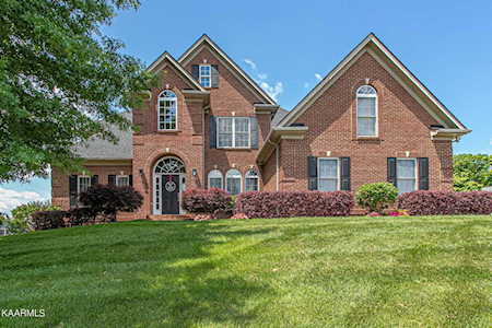 335 Windward Pt Lenoir City, TN 37772