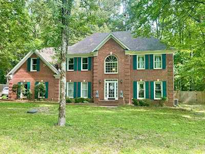 9320 Forest Wind Dr Collierville, TN 38017