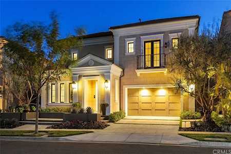 124 Gardenview Irvine, CA 92618