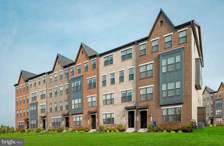43448 Stonewood Crossing Ter Ashburn, VA 20148