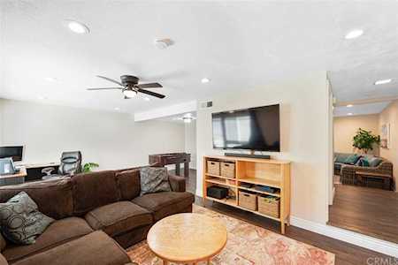 18255 Muir Woods Ct Fountain Valley, CA 92708