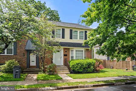 8103 Kenova Ln Springfield, VA 22153