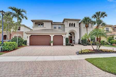 9586 Campi Drive Lake Worth Beach, FL 33467