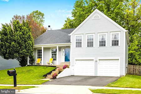3644 Paoli Ct Chantilly, VA 20151