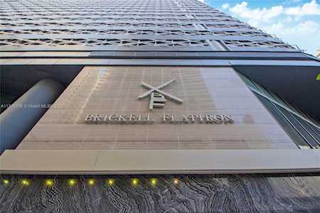 1000 Brickell Plz #4215 Miami, FL 33131